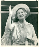 Mother queen elizabeth. - Vintage Photograph