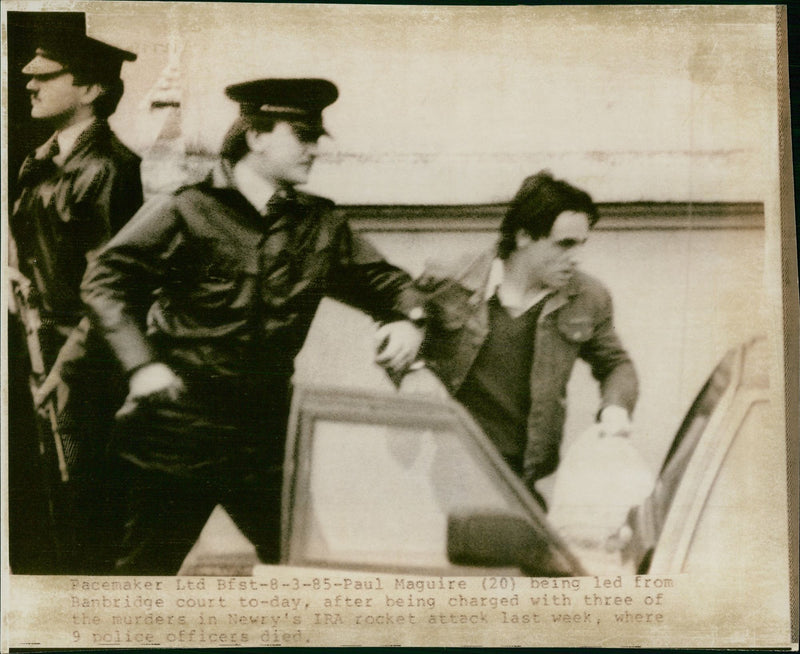 1985 PAUL MAGUIRE CHARGED WITH THREE THE MURDERS NEWRYS IRA COC POLICE DIED - Vintage Photograph