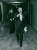Olof Palme arrives at the Concert Hall's new invigilation - Vintage Photograph