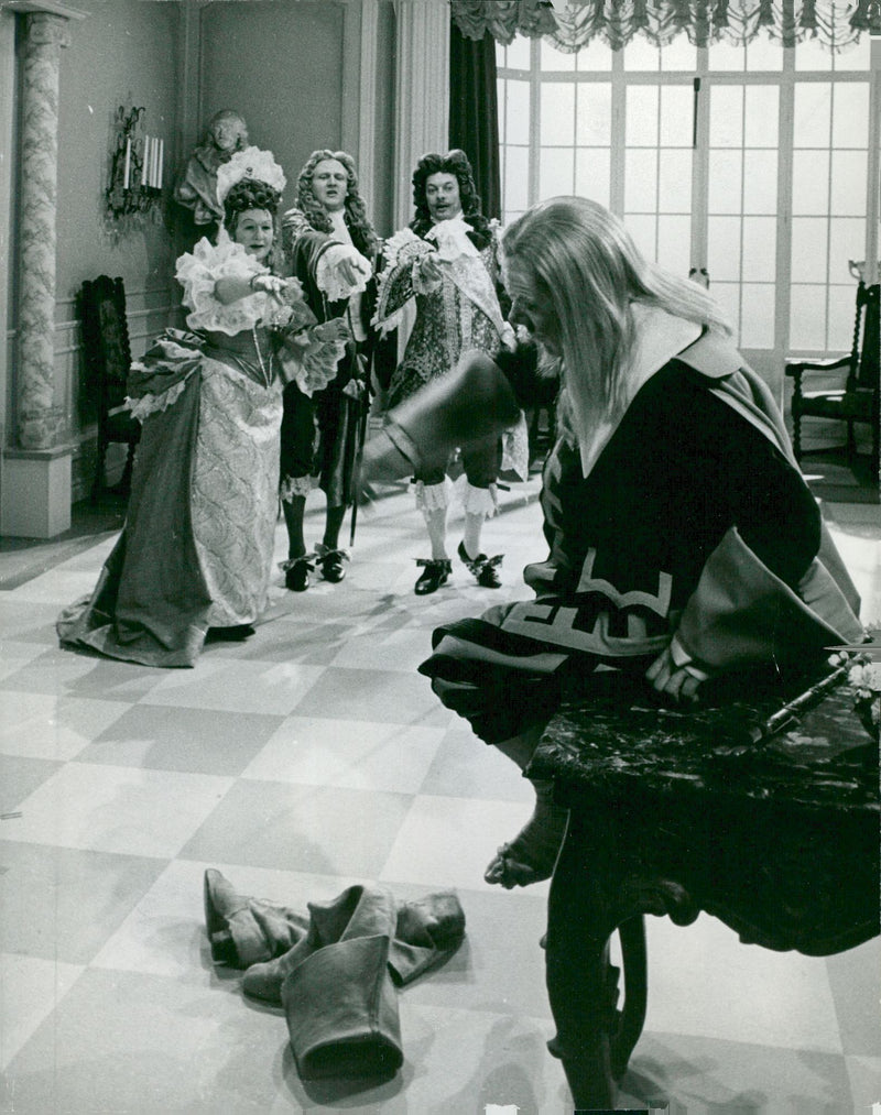 Sif Ruud, BjÃ¶rn Gustafson, Lennart Lund and Olof Thunberg in the TV theater "What's up here in the world" - Vintage Photograph