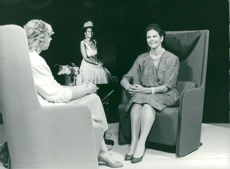 Queen Silvia and Stina Lundberg in "2000 special" - Vintage Photograph