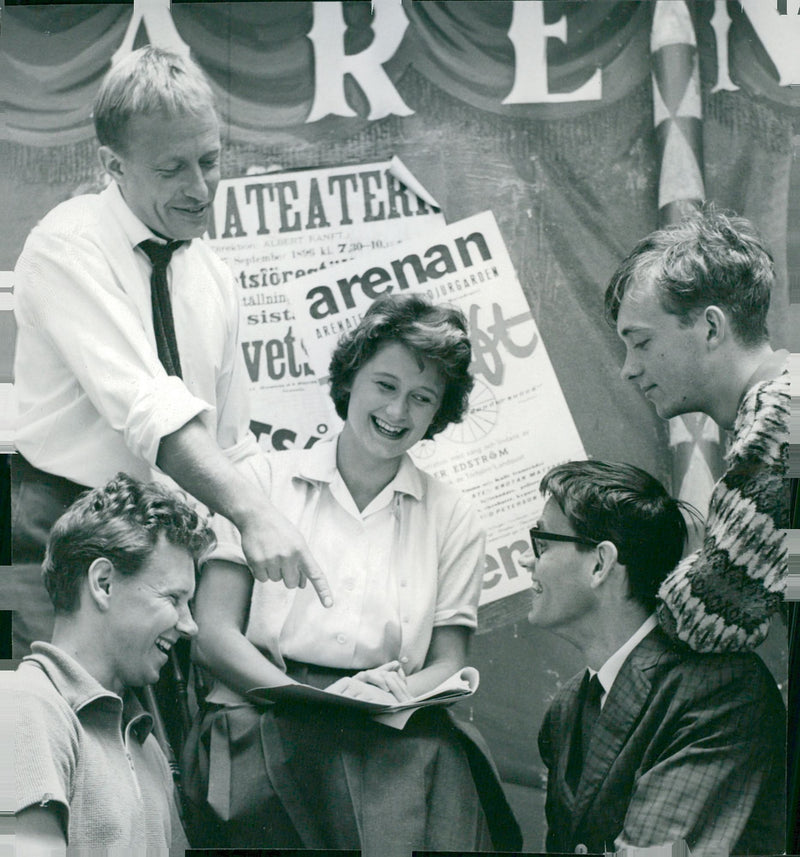 Per EdstrÃ¶m instructs Sten Mattson, Britt Olofsson, Lars Elwin and Bertil Arlmark at the Arenate Theater - Vintage Photograph