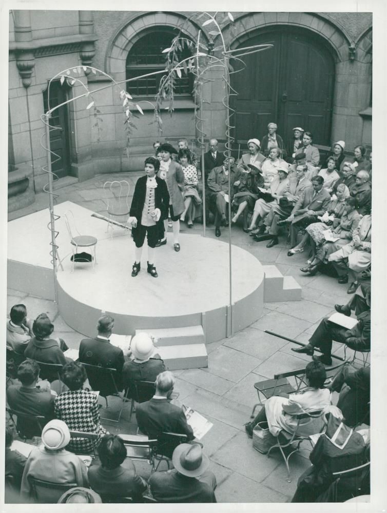 Avenue Theater. Premiere on Marsyas in the Old Town - Vintage Photograph