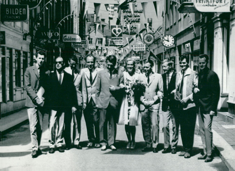 Christian Berling, Rune Blomquist, Lars Elwin, Sten IsbÃ¤ck, Segol Mann, Rut Hoffsten, Hans BergstrÃ¶m, Bo Swedberg, Gunnar Pavuls and Bengt Christensson. - Vintage Photograph