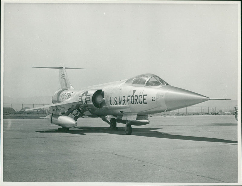 Lockheed F-104 Starfighter Aircraft model - Vintage Photograph