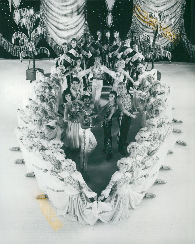 Teater, utländska gästspel 1981, Holoday på is - Vintage Photograph