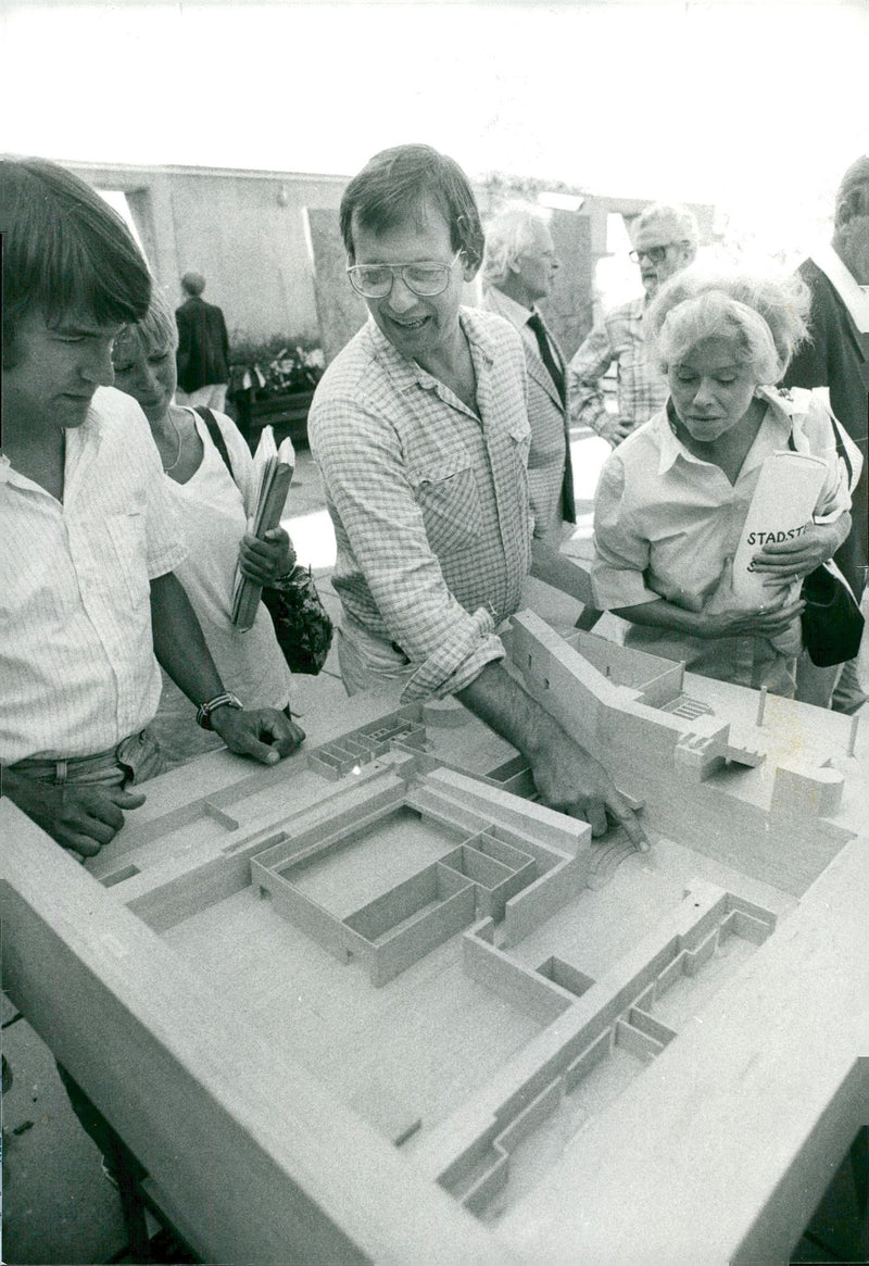 1983 STELEN RAIS EDOTION THEATER TORG NODELLS SHOWS PREMISES TEX - Vintage Photograph