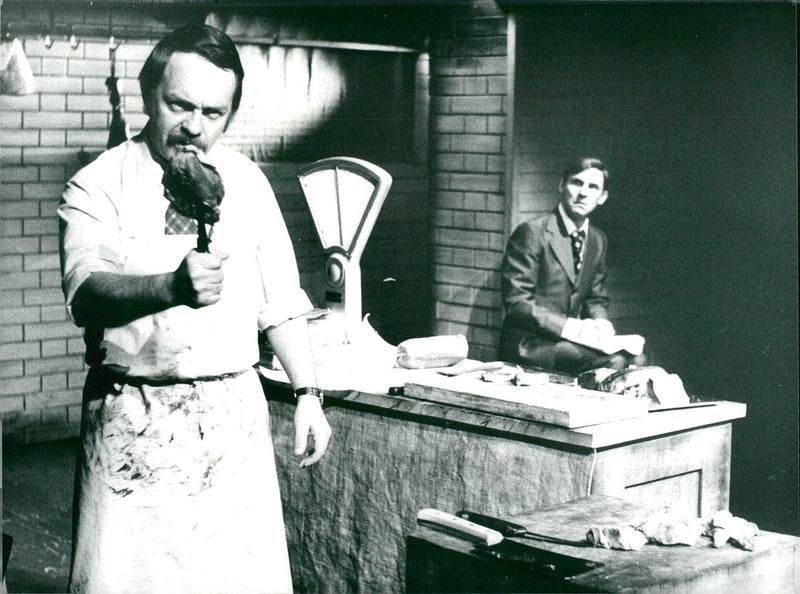 "Ägare" av Caryl Churchill, regisserad av Peder Falk och Gunvor Pontén vid Stockholms stadsteater - Vintage Photograph