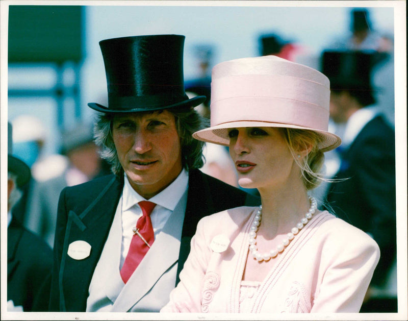Mr and Mrs Roger Waters. - Vintage Photograph