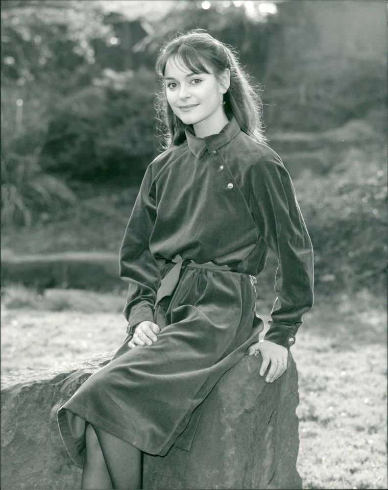 Leonie Mellinger British actress - Vintage Photograph