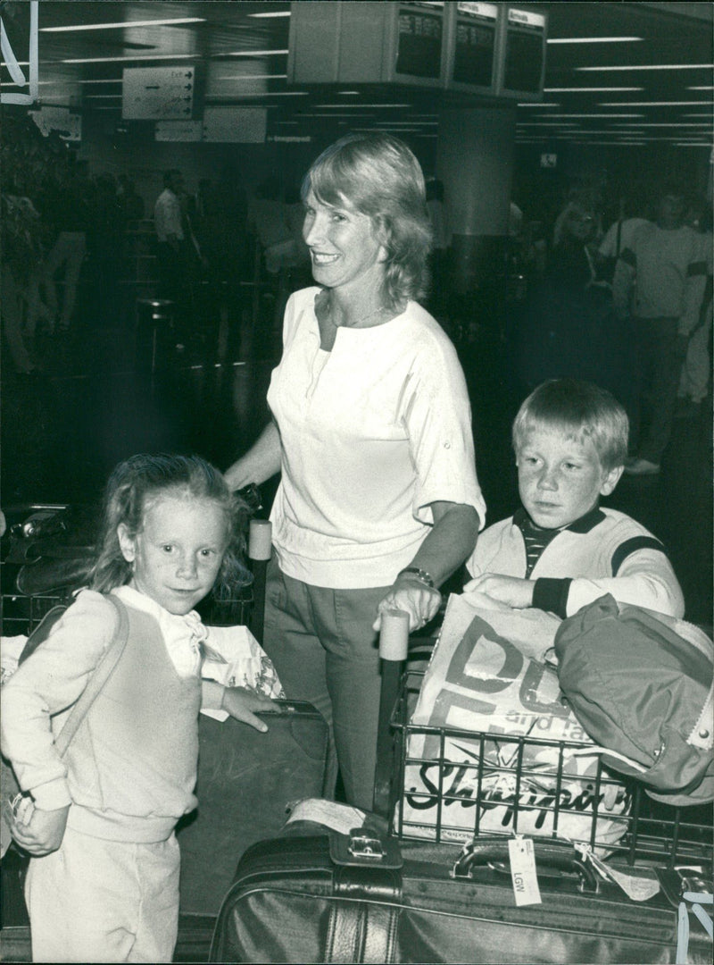Mrs Carol Vitty, Ian and Elise - Vintage Photograph