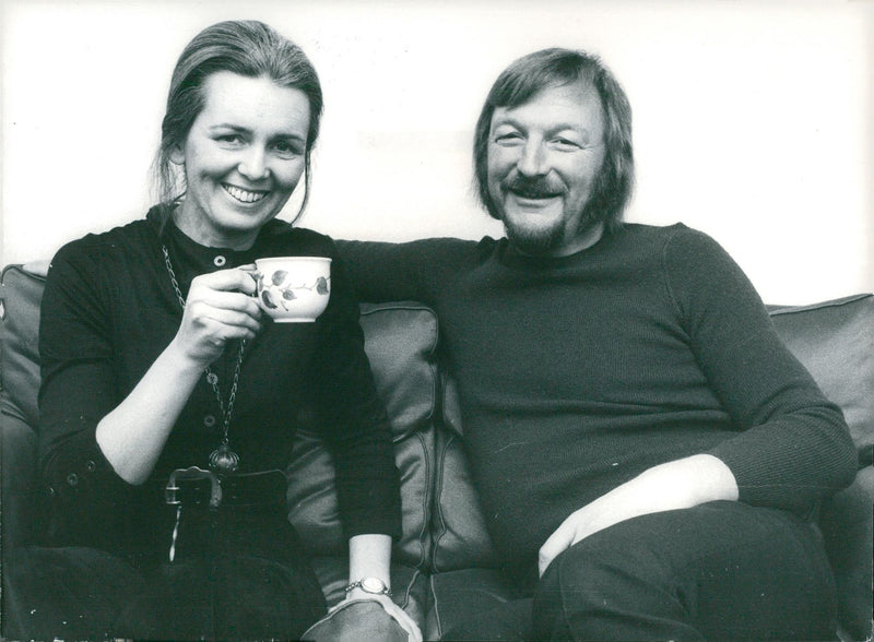 Portrait picture James Last, orchestra leader and his wife Waltraud. - Vintage Photograph