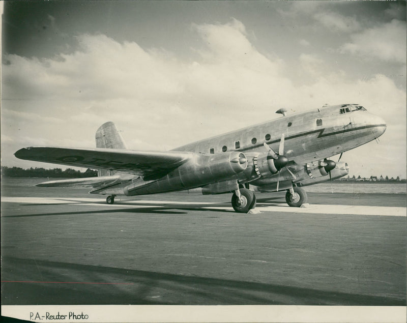 Handley Page Hastings - Vintage Photograph