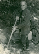 golf club murder leatherhead - Vintage Photograph