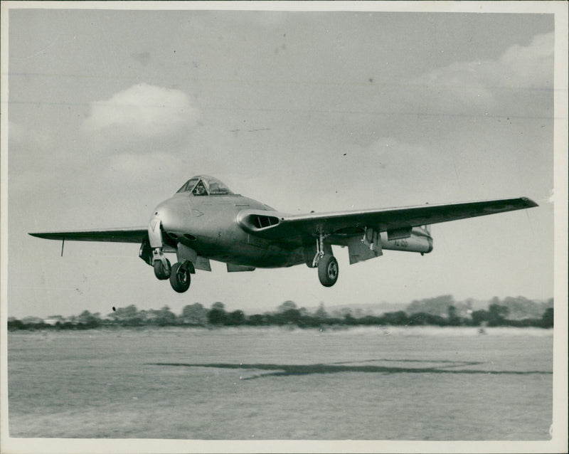 de Havilland Vampire - Vintage Photograph