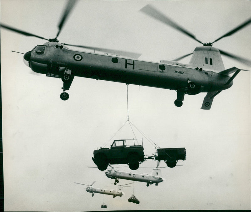 Aircraft: Helicopter Belvedere - Vintage Photograph