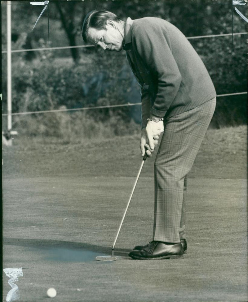 Gene Littler - Vintage Photograph