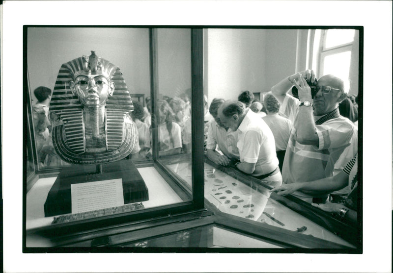 Tutankhamun mask - Vintage Photograph