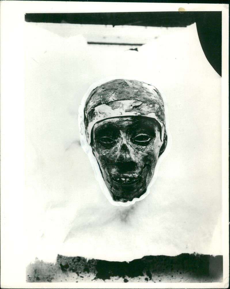 The face of Tutankhamun - Vintage Photograph