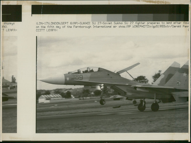 Aircraft: SU 27 - Vintage Photograph