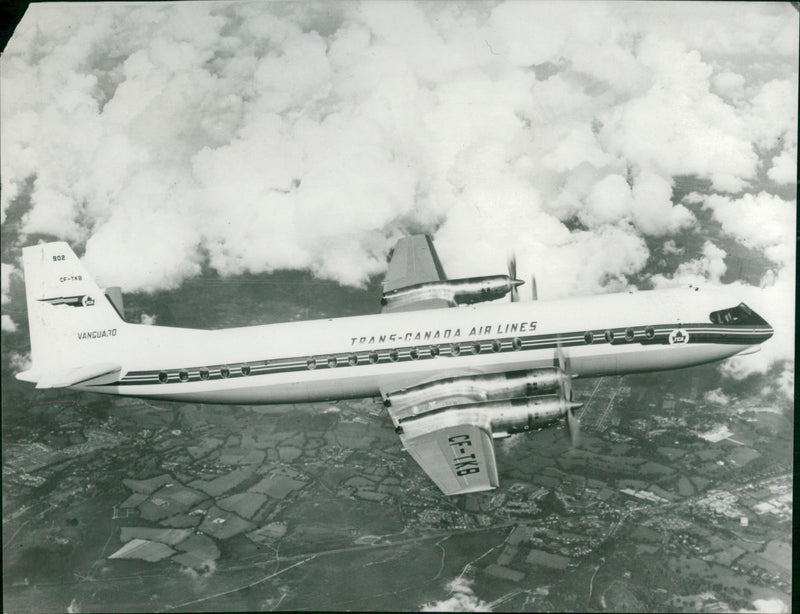 Aircraft: Vickers Vanguard - Vintage Photograph