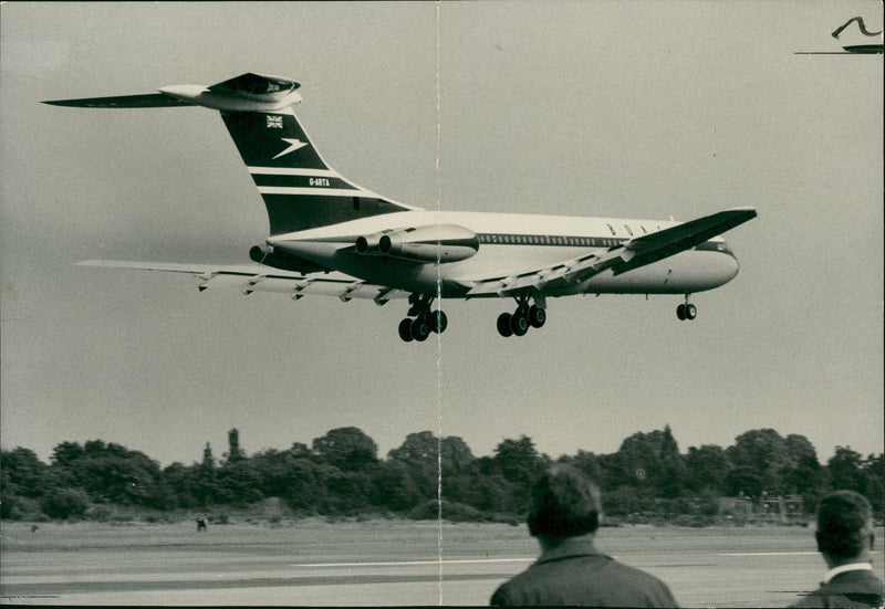 Vickers VC10 - Vintage Photograph