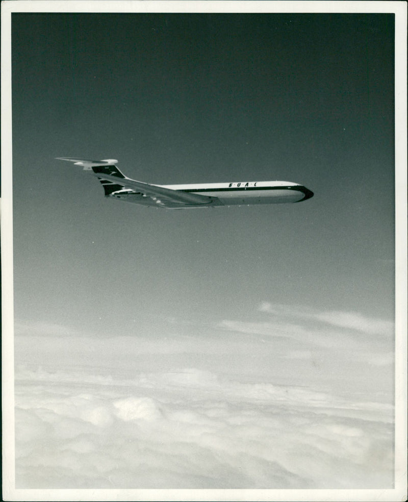 Vickers VC10 - Vintage Photograph