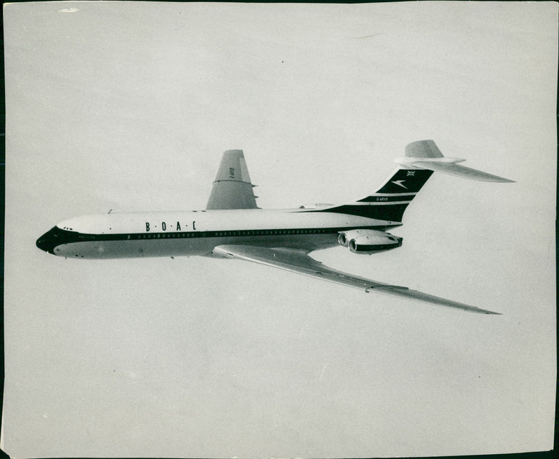 Vickers VC10 - Vintage Photograph