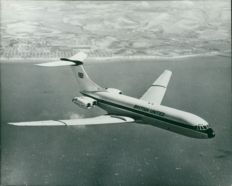 Vickers VC10 - Vintage Photograph