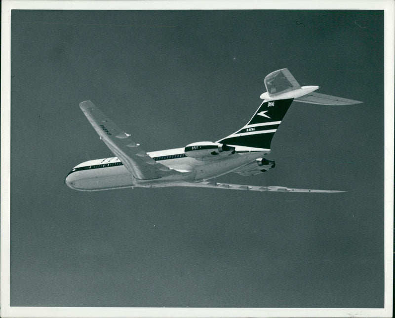 Vickers VC10 Jet airliner - Vintage Photograph