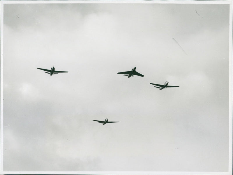 supermarine 535 aircraft - Vintage Photograph