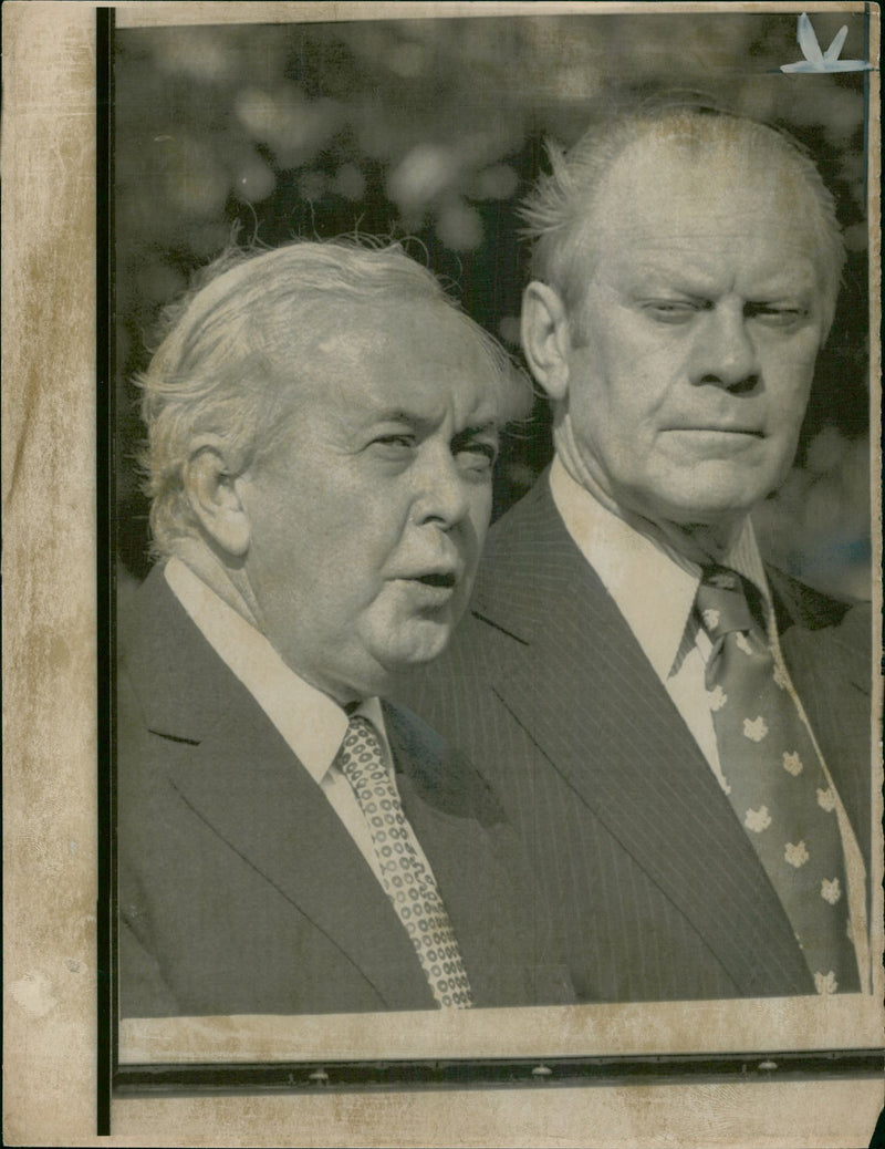 Harold Wilson with Mr Ford. - Vintage Photograph