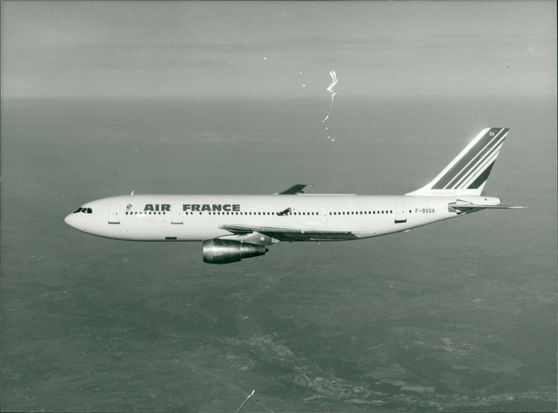 Aircraft: A 300B Airbus - Vintage Photograph