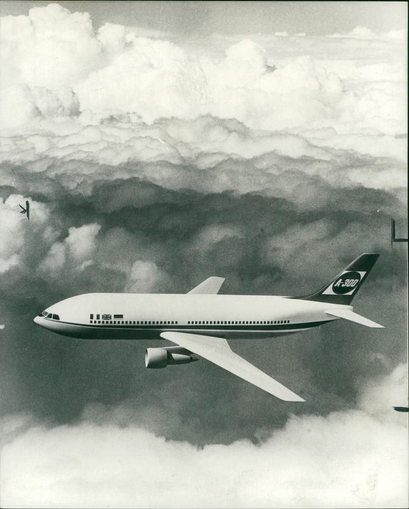 Aircraft: A 300 Airbus - Vintage Photograph