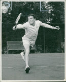 Roger Becker British tennis player. - Vintage Photograph