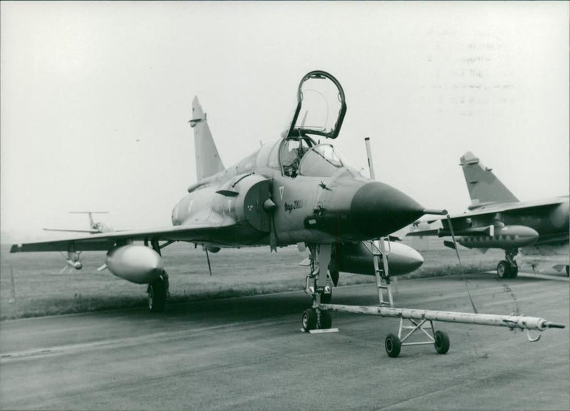 Dassault Mirage 2000 Multirole fighter. - Vintage Photograph