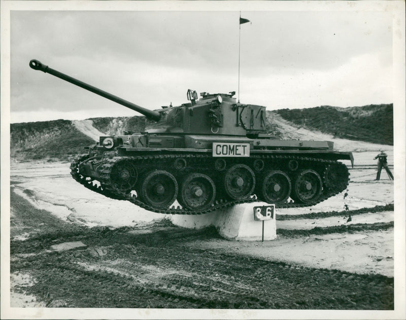 Tanks Comer. - Vintage Photograph