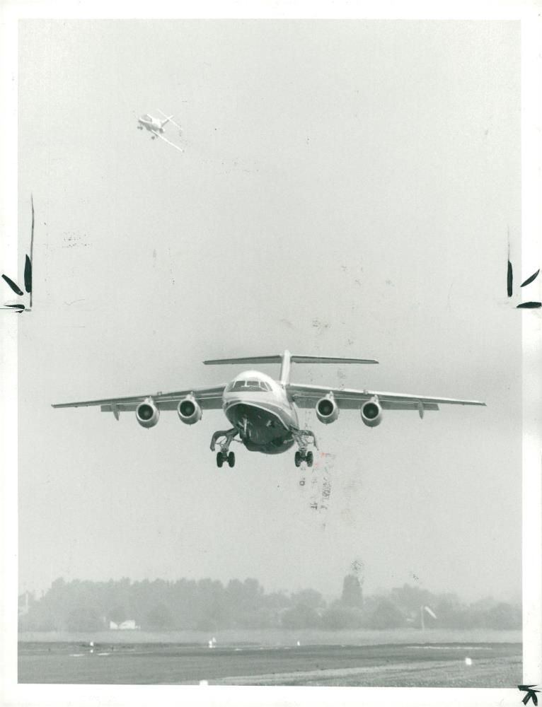 The british aerospace 146 feederliner. - Vintage Photograph