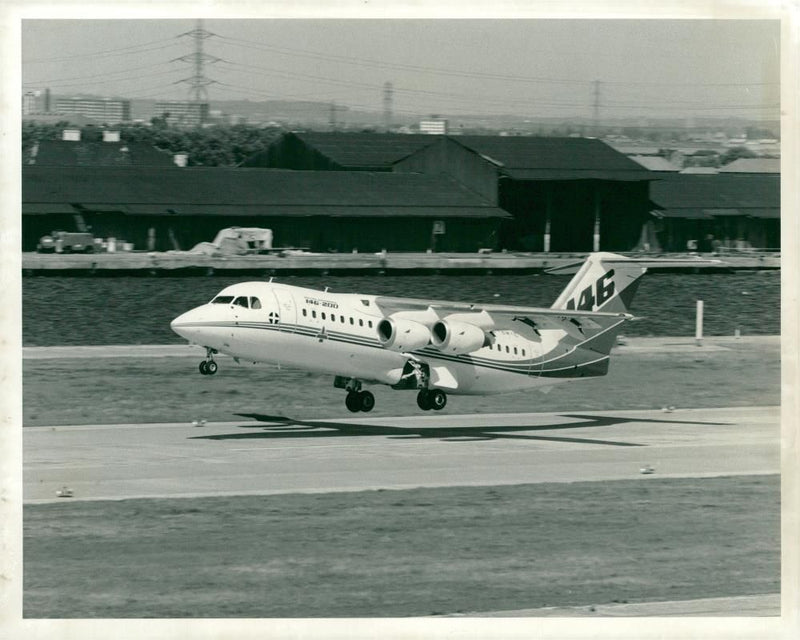 Airlines bae 146. - Vintage Photograph