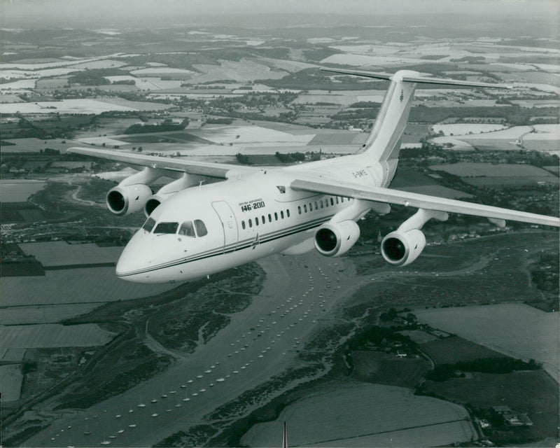 Airlines bae 146. - Vintage Photograph