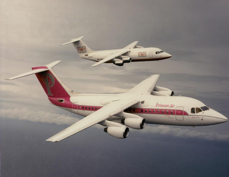 Airlines bae 146. - Vintage Photograph