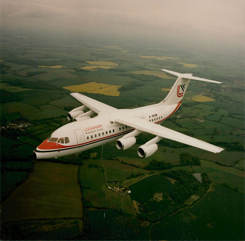 Airlines bae 146. - Vintage Photograph