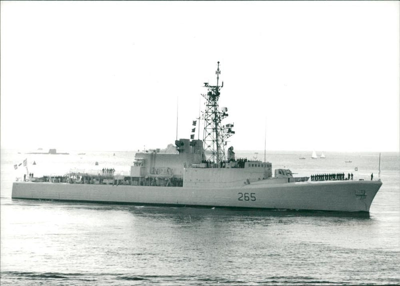 Ships: HMCS Annapolis - Vintage Photograph