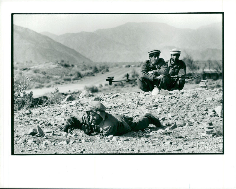 Afghan mujihadeen demining near khost town. - Vintage Photograph