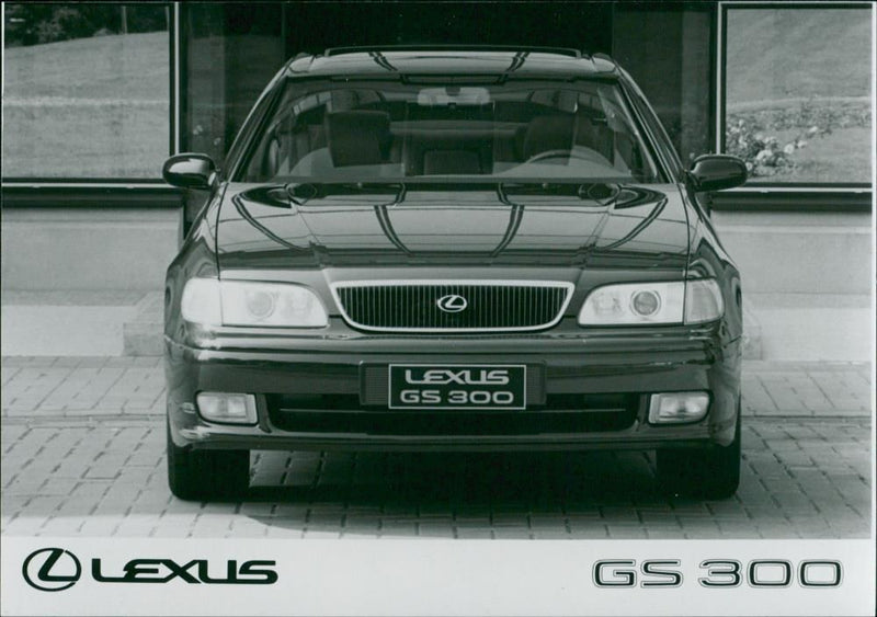 Lexus gs300 - Vintage Photograph