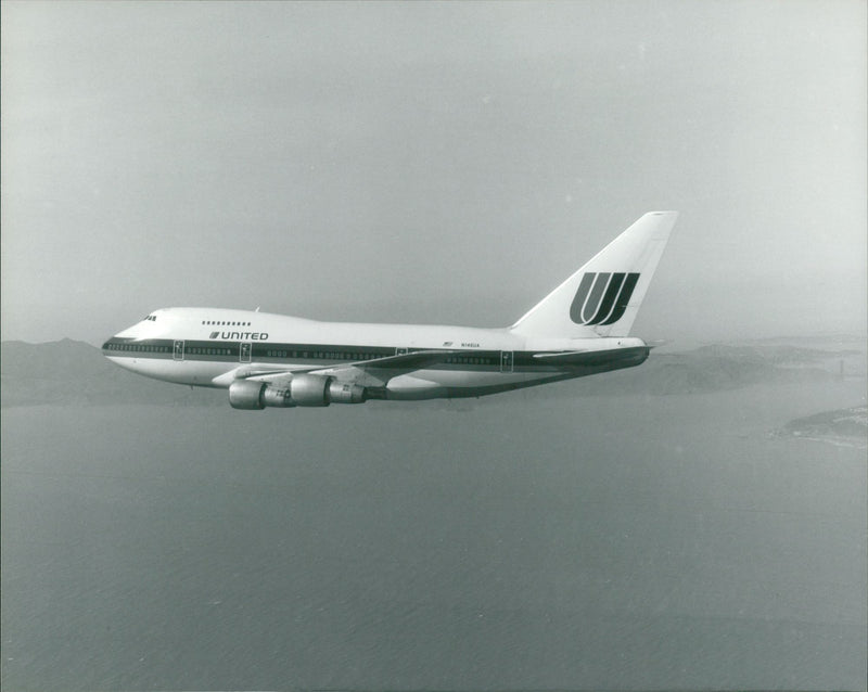 Aircraft: United Airlines - Vintage Photograph