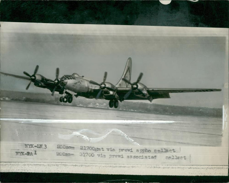 Aircraft: B-50 - Vintage Photograph