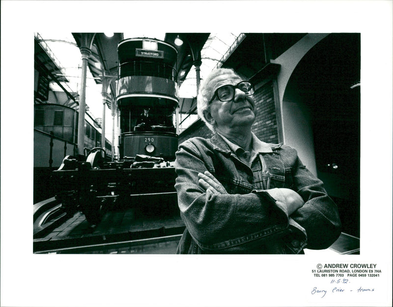 Barry Cryer Writer. - Vintage Photograph