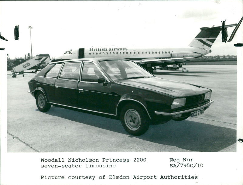 Austin Cars,WooDall Nicholson Princess 2200,Limousine. - Vintage Photograph