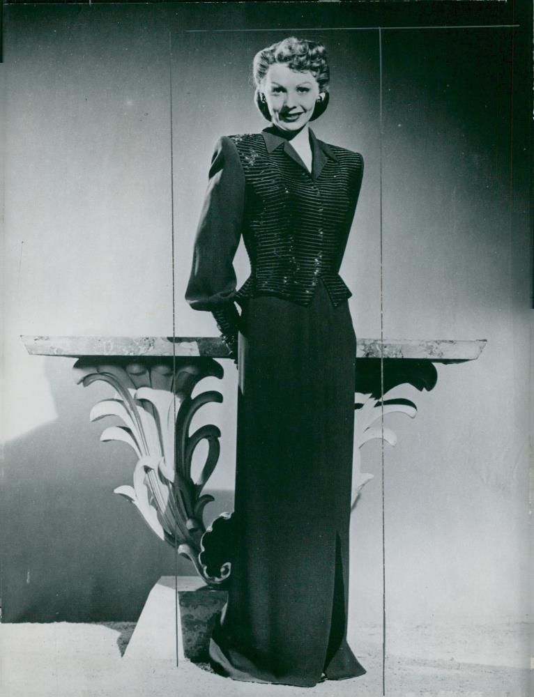 Swedish actress Signe Hasso 1947. - Vintage Photograph